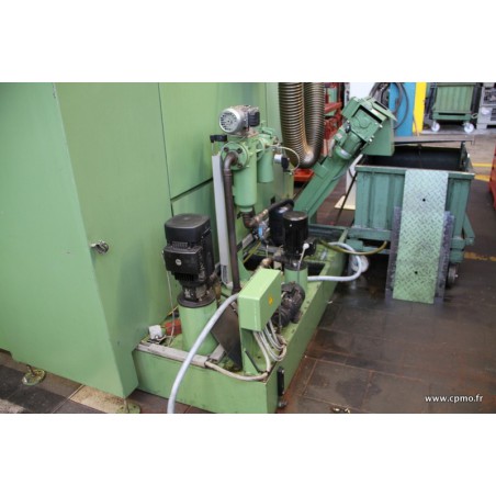 Centre d'usinage vertical STAMA MC 500 occasion