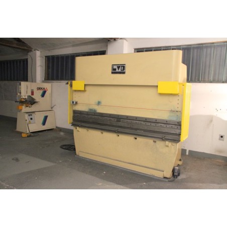 Presse plieuse Hydraulique LVD occasion