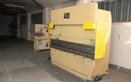Presse plieuse Hydraulique LVD occasion