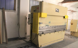 Presse plieuse Hydraulique LVD occasion