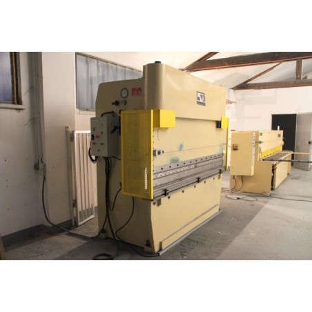 Presse plieuse Hydraulique LVD occasion