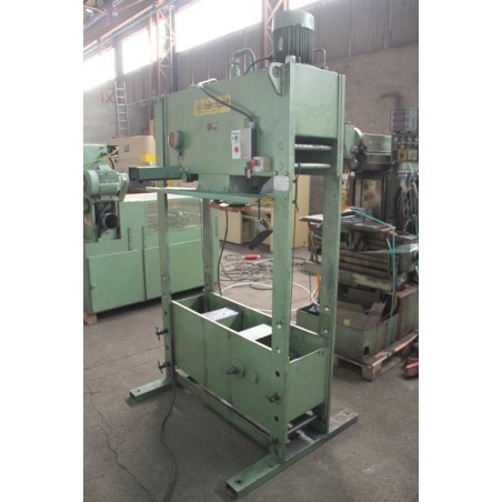 Presse hydraulique SPIERTZ HZPU occasion