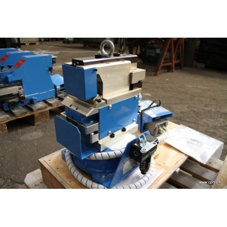 Presse Perfopak et outils autonomes TECHNAL SCHUCO occasion