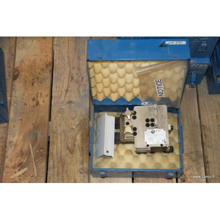 Presse Perfopak et outils autonomes TECHNAL SCHUCO occasion