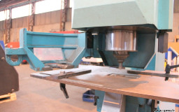 Poinçonneuse hydraulique GEKA PUMA 55 occasion 
