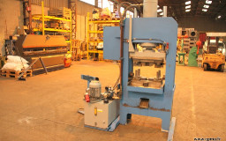 Presse à arcade hydraulique SICMI PST automatique occasion