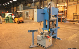 Presse à arcade hydraulique SICMI PST automatique occasion