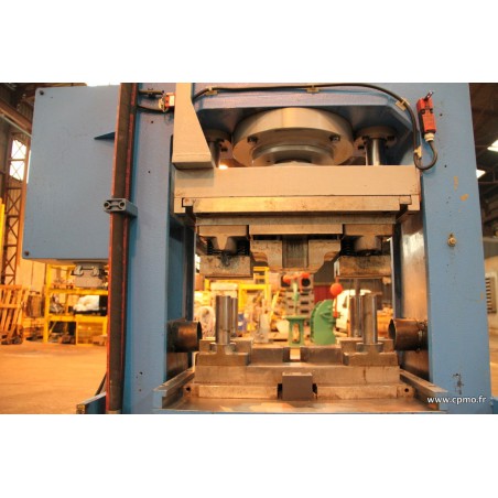 Presse à arcade hydraulique SICMI PST automatique occasion