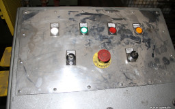 Presse à col de cygne hydraulique FAVRIN PUV 250 occasion