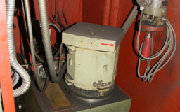 Presse à col de cygne hydraulique FAVRIN PUV 250 occasion
