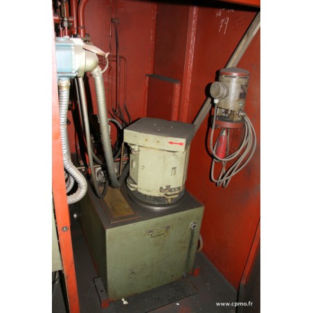 Presse à col de cygne hydraulique FAVRIN PUV 250 occasion