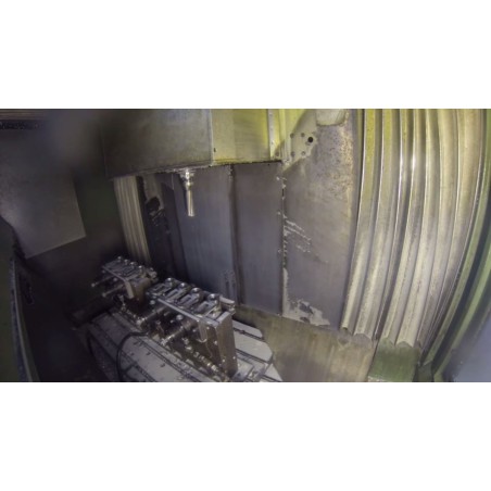 Centre d'usinage vertical STAMA MC 334/S occasion