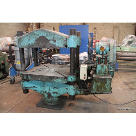 Presse à arcade hydraulique 4 colonnes SCHEUMANN et WOLF occasion