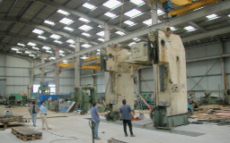 Réparation d'une presse-plieuse 6000 x 1000 tonnes