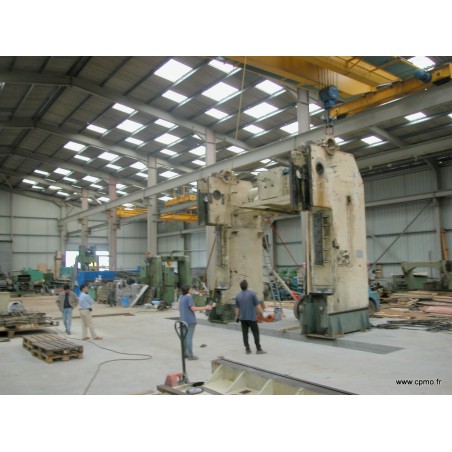 Réparation d'une presse-plieuse 6000 x 1000 tonnes