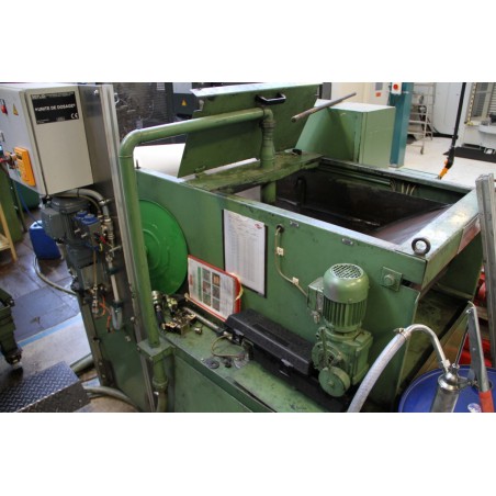 Centre d'usinage vertical STAMA MC 500 occasion
