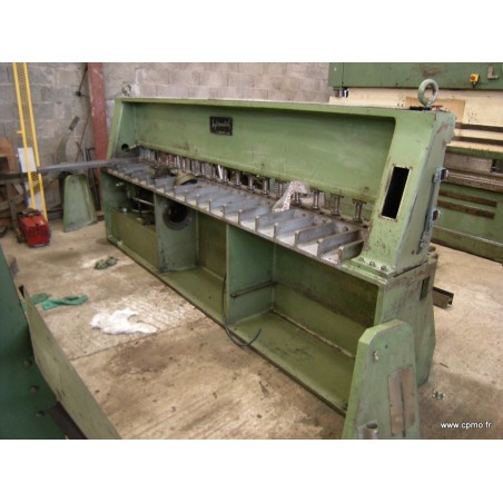 Révision d'une cisaille guillotine hydraulique