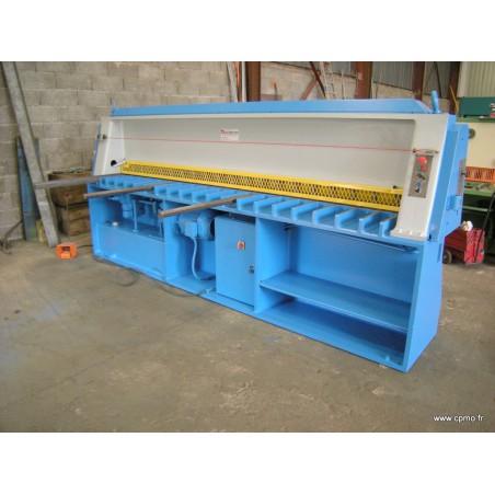 Révision d'une cisaille guillotine hydraulique