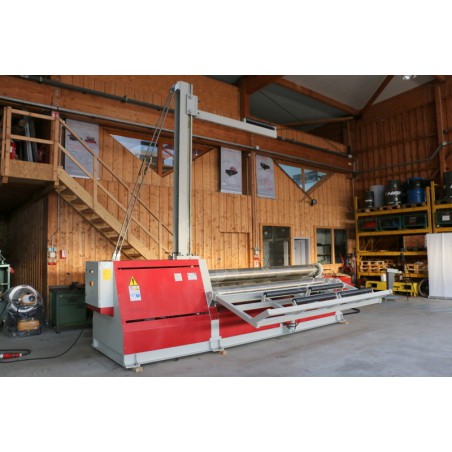 Rouleuse-croqueuse hydraulique Akyapak 4 rouleaux