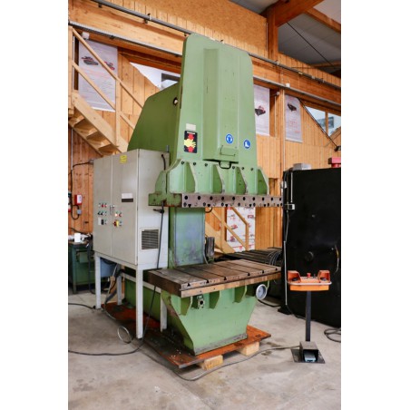 Presse hydraulique à col de cygne Mengele occasion