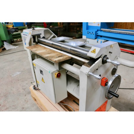 Rouleuse-croqueuse hydraulique FACCIN 
