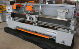 Tour à charioter-fileter HU 530 x 2200 VAC topline