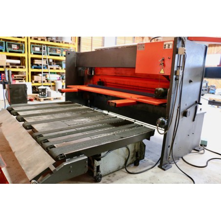 Cisaille Guillotine hydraulique AMADA CNC GPS 1230 occasion