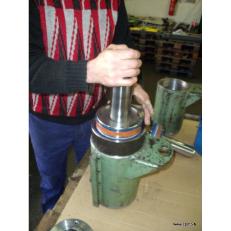 Réparation de vérins hydraulique