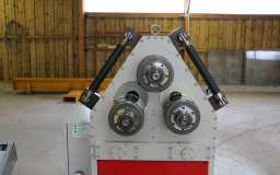 Cintreuse à profilés hydraulique APK 50 occasion