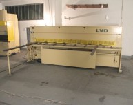 Cisaille guillotine Hydraulique LVD occasion