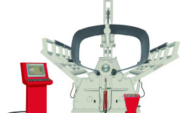 Rouleuse-croqueuse hydraulique AKYAPAK