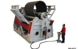 Rouleuse-croqueuse hydraulique AKYAPAK