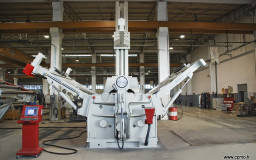 Rouleuse-croqueuse hydraulique AKYAPAK