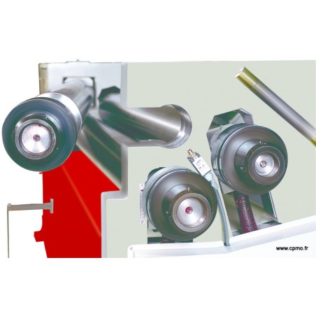 Rouleuse-croqueuse hydraulique AKYAPAK