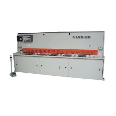 Cisailles guillotines LVD CS