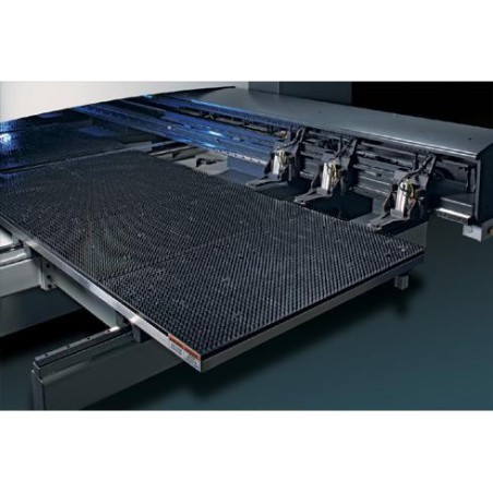 Poinçonneuse LVD STRIPPIT V